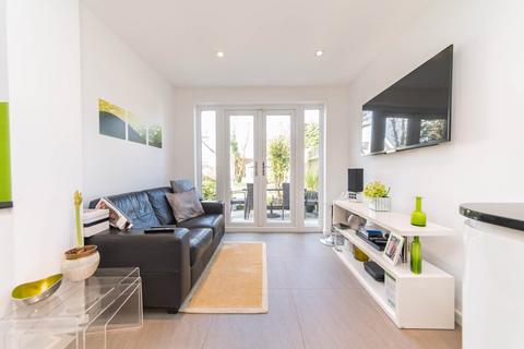 4 bedroom link detached house for sale, Cavendish Crescent, Elstree