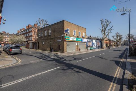 1 bedroom flat to rent, Brunel Road, London SE16