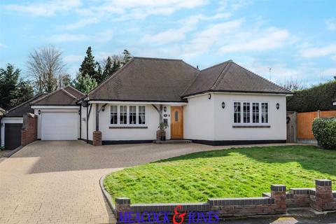 3 bedroom detached bungalow for sale, Farm Close, Hutton Burses, Brentwood