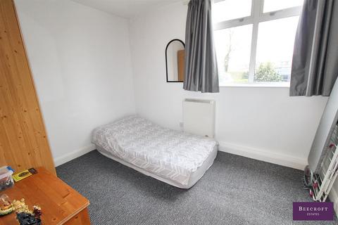 5, Leecrest House Doncaster Road, Ardsley, Barnsley, S71 5EH