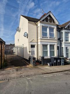 6 bedroom end of terrace house for sale, LUTON, LU1