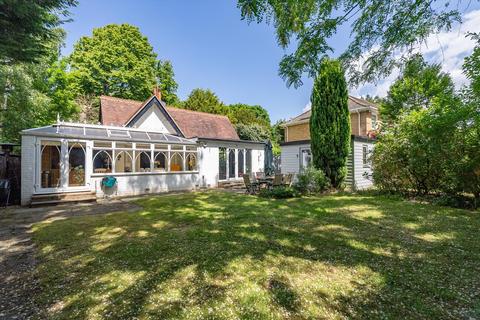 3 bedroom detached house for sale, Fairmile Lea, Cobham, Surrey, KT11