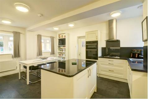 222 Benfieldside Road, Consett, DH8 0RD