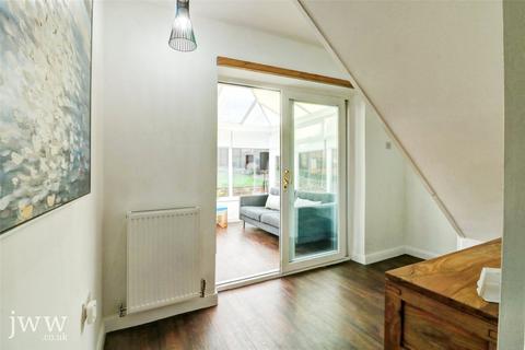 222 Benfieldside Road, Consett, DH8 0RD