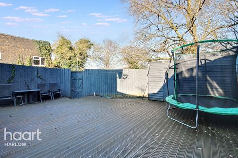 123 Shawbridge, Harlow, CM19 4NP