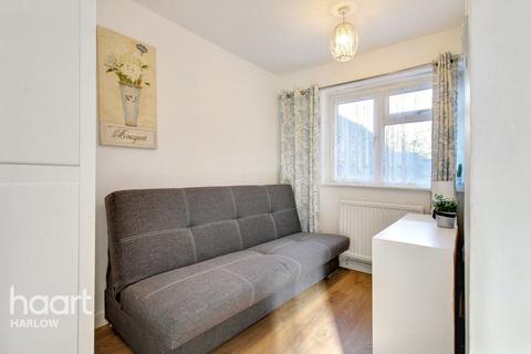 123 Shawbridge, Harlow, CM19 4NP