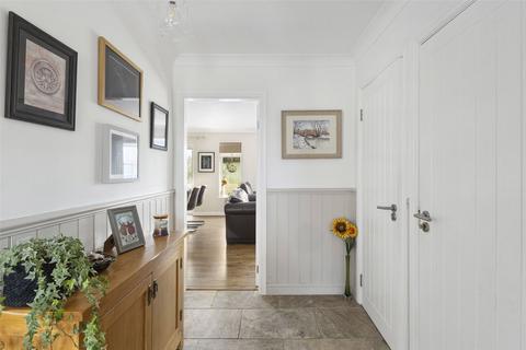 6 Arbour Close, Mickleton, Chipping Campden, GL55 6RR