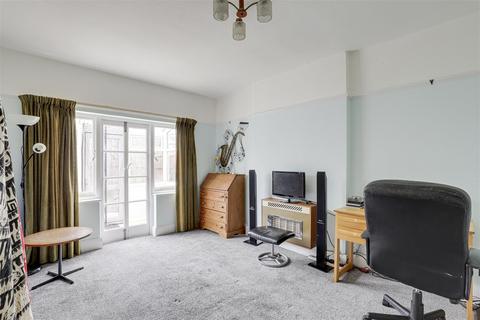 5 Ash Villas, Nottingham, NG5 1BN