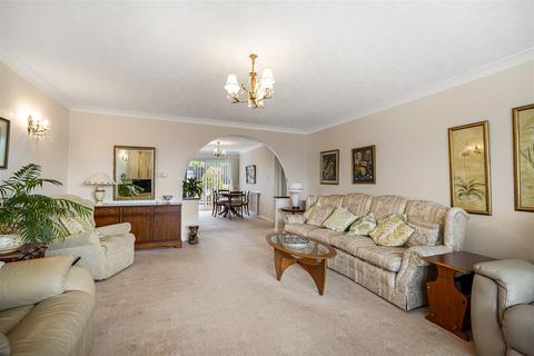 3 bedroom detached bungalow for sale, West View, Darlington