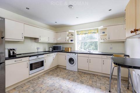 2 bedroom retirement property for sale, Hall Place Drive, Weybridge KT13