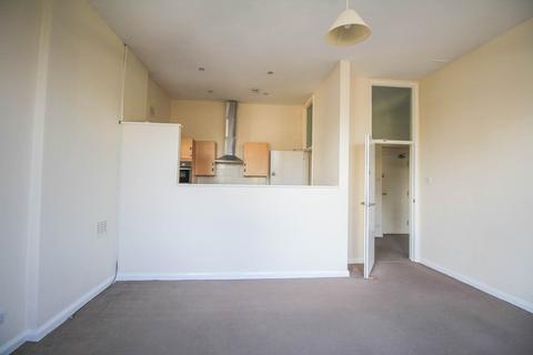 1 bedroom flat to rent, Ellenborough Park South, Weston-super-Mare