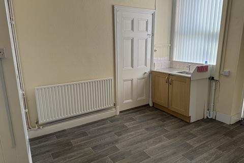 1 bedroom flat to rent, Victoria Road, Draycott DE72