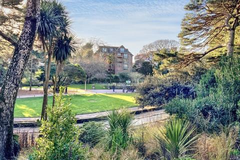 2 bedroom penthouse for sale, Bournemouth Centre