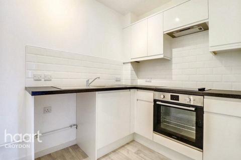 2 bedroom flat to rent, Whitstable Place, CROYDON