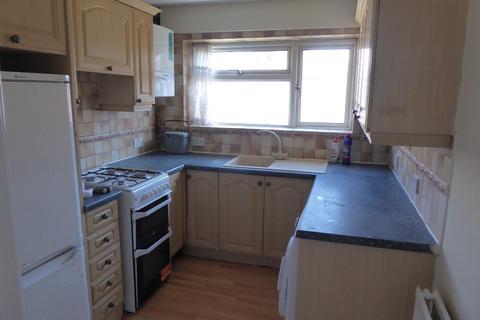 2 bedroom maisonette to rent, Wantage Road, Reading, Berkshire, RG30