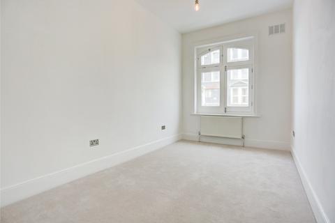 2 bedroom flat to rent, Girton House, Kingsway, Hove, BN3