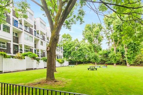 3 bedroom apartment for sale, Warwick Crescent, W2