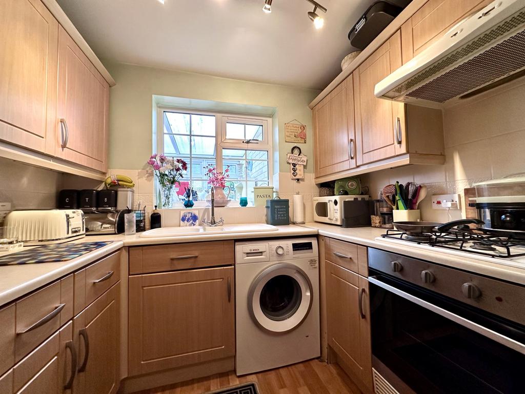 Kitchen 1