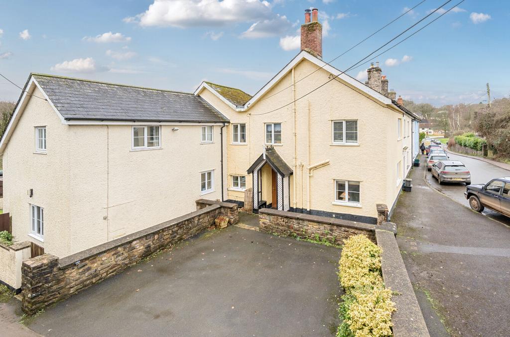 Bampton, Seddons