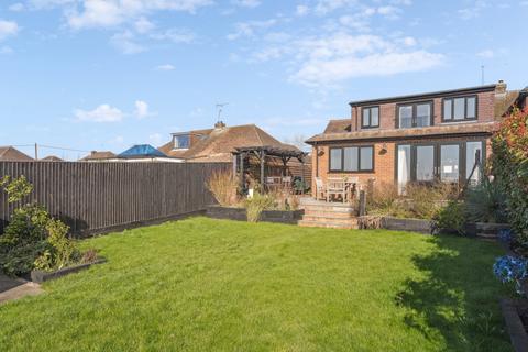18 Lower Ridge, Bourne End, SL8 5BL