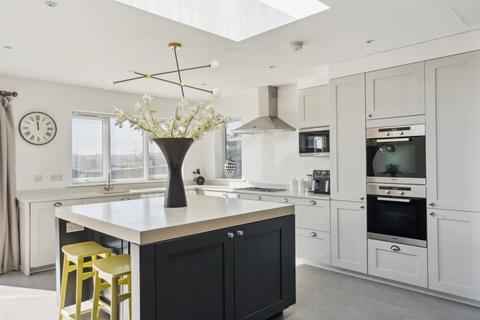 18 Lower Ridge, Bourne End, SL8 5BL