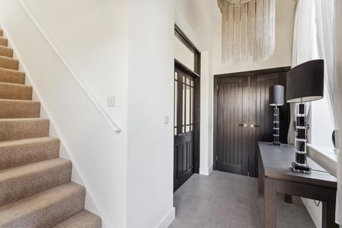 18 Lower Ridge, Bourne End, SL8 5BL
