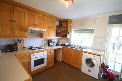 2 bedroom house to rent, 2 Bedroom Cottage in Rhydyfelin