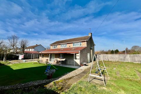 5 bedroom detached house for sale, Harlaxton Road, Grantham, NG31