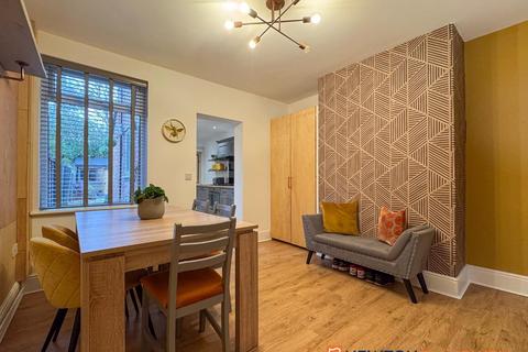 12 Albert Avenue, Balderton, Newark, NG24 3HE