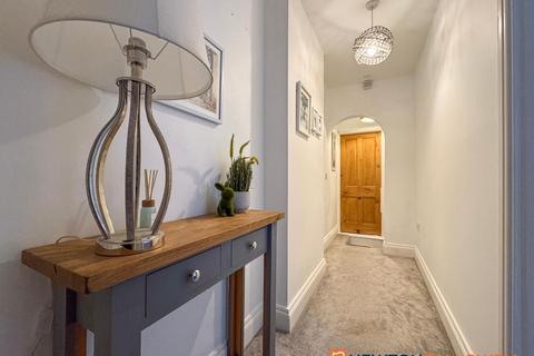 12 Albert Avenue, Balderton, Newark, NG24 3HE