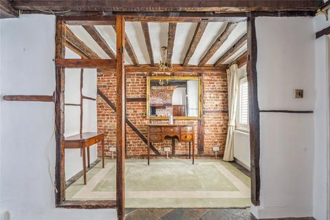 2 bedroom terraced house for sale, Market Square, Old Amersham, Buckinghamshire, HP7