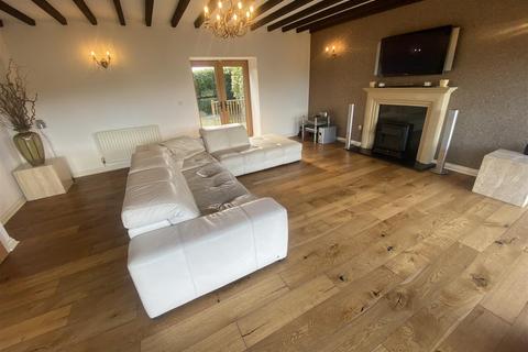 4 bedroom barn conversion for sale, Mares Close, Seghill, Cramlington