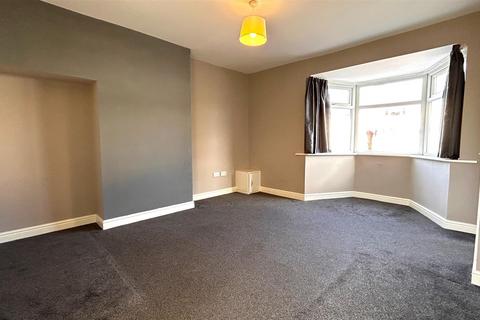 3 bedroom end of terrace house for sale, Lanchester Road, Birmingham B38