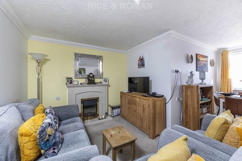 1 bedroom retirement property for sale, Station Road, Addlestone KT15