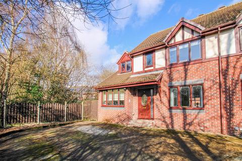 4 bedroom semi-detached house for sale, Rochester Drive, Wakefield WF4