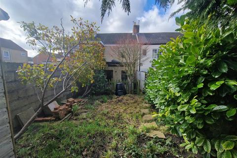 3 bedroom terraced house for sale, Horace Street, Swindon