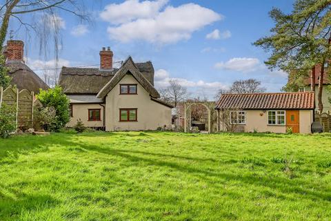 3 bedroom cottage for sale, Hornells Corner, Little Leighs, Chelmsford