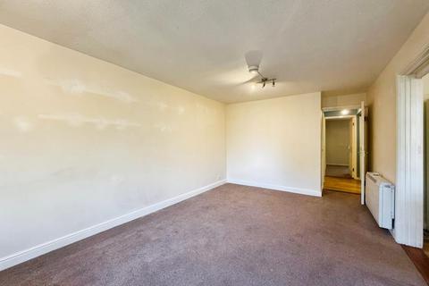 2 bedroom apartment to rent, Briary Road, Bristol BS20