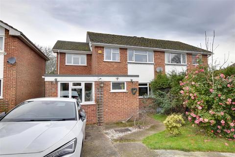 4 bedroom semi-detached house for sale, Tillingham View, Broad Oak, Rye