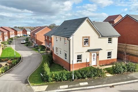 4 bedroom detached house for sale, Dowling Road, Uttoxeter ST14