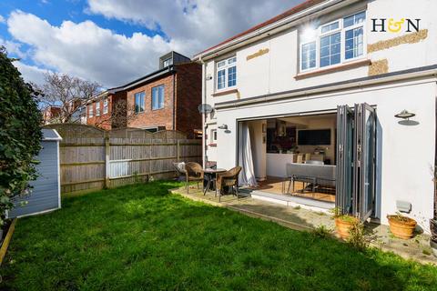 4 bedroom semi-detached house for sale, Cranmer Avenue, Hove BN3