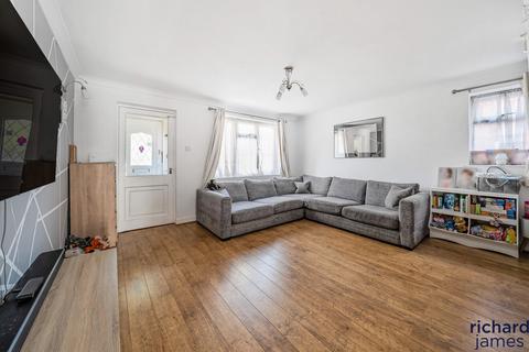 4 Callaghan Close, Swindon, SN3 4QX
