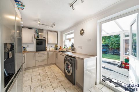4 Callaghan Close, Swindon, SN3 4QX