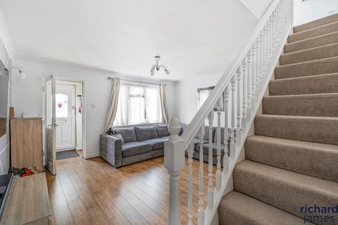 4 Callaghan Close, Swindon, SN3 4QX