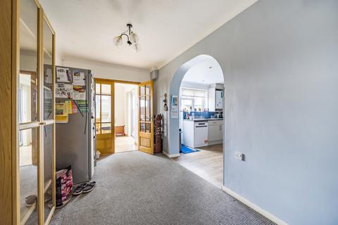28 Edgehill, Freshbrook, Swindon, SN5 8NN