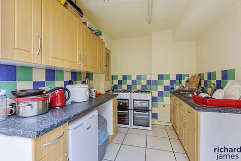 6 bedroom terraced house for sale, Park Lane, Swindon, Wiltshire, SN1