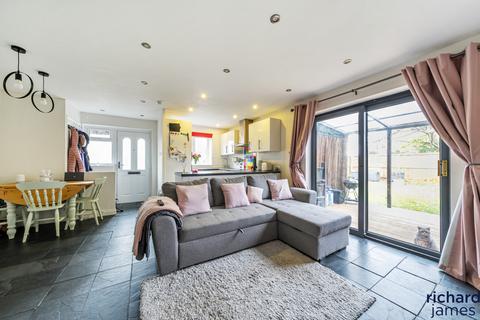 47 Wagtail Close, Swindon, SN3 5BL