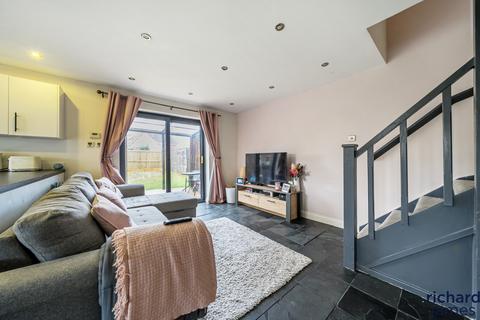 47 Wagtail Close, Swindon, SN3 5BL