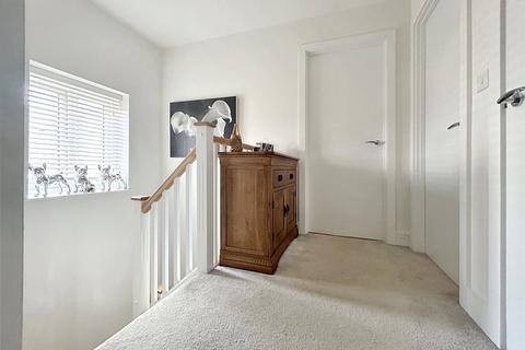 5 Claridge Close, Shrivenham, Swindon, SN6 8FY