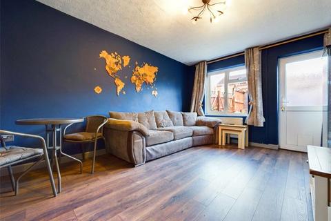 10 The Chesters, Westlea, Swindon, SN5 7DB
